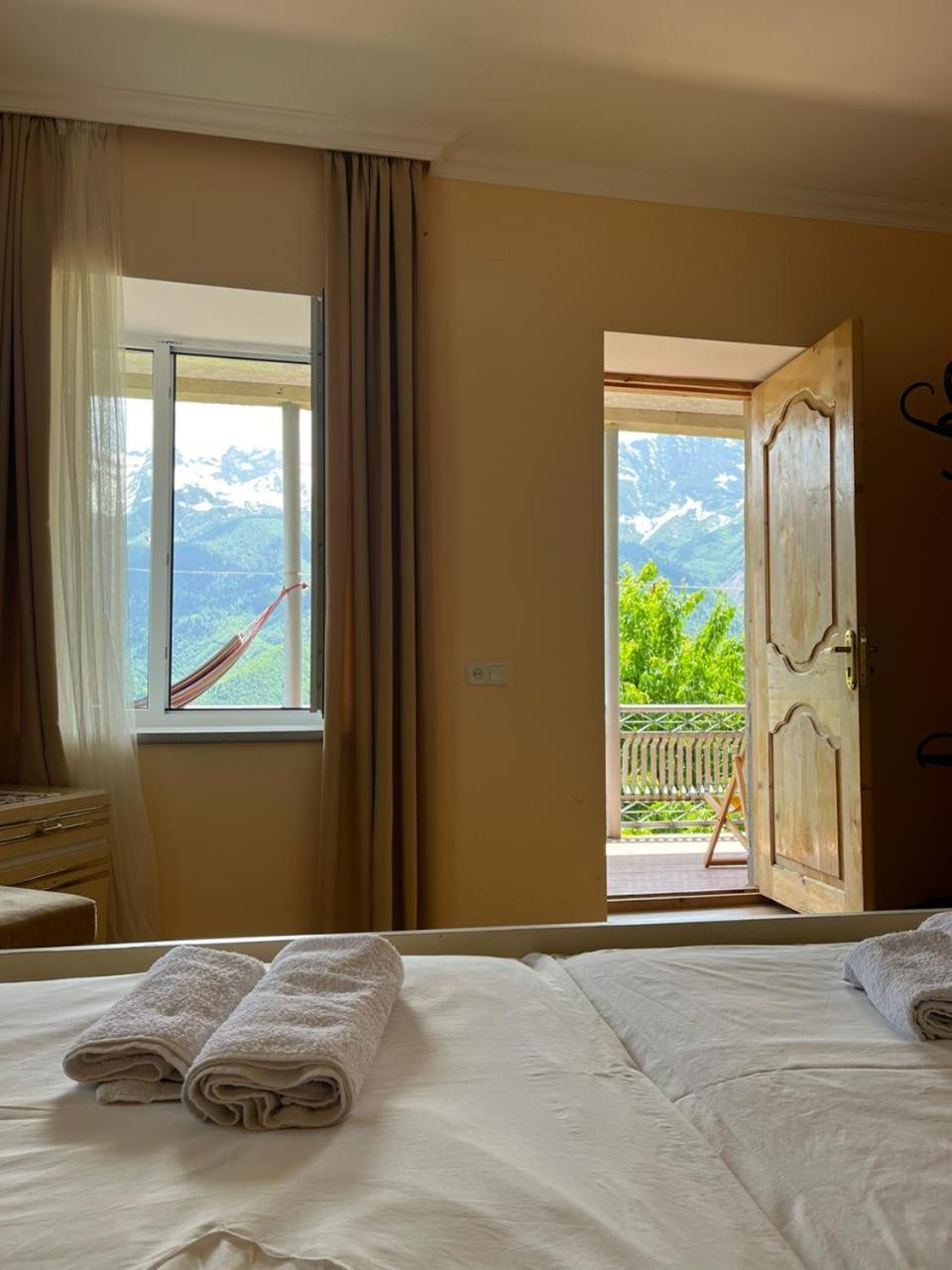 Guest House Lankhvri Becho Chambre photo
